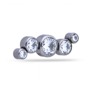 Cluster en forma de S con circonitas